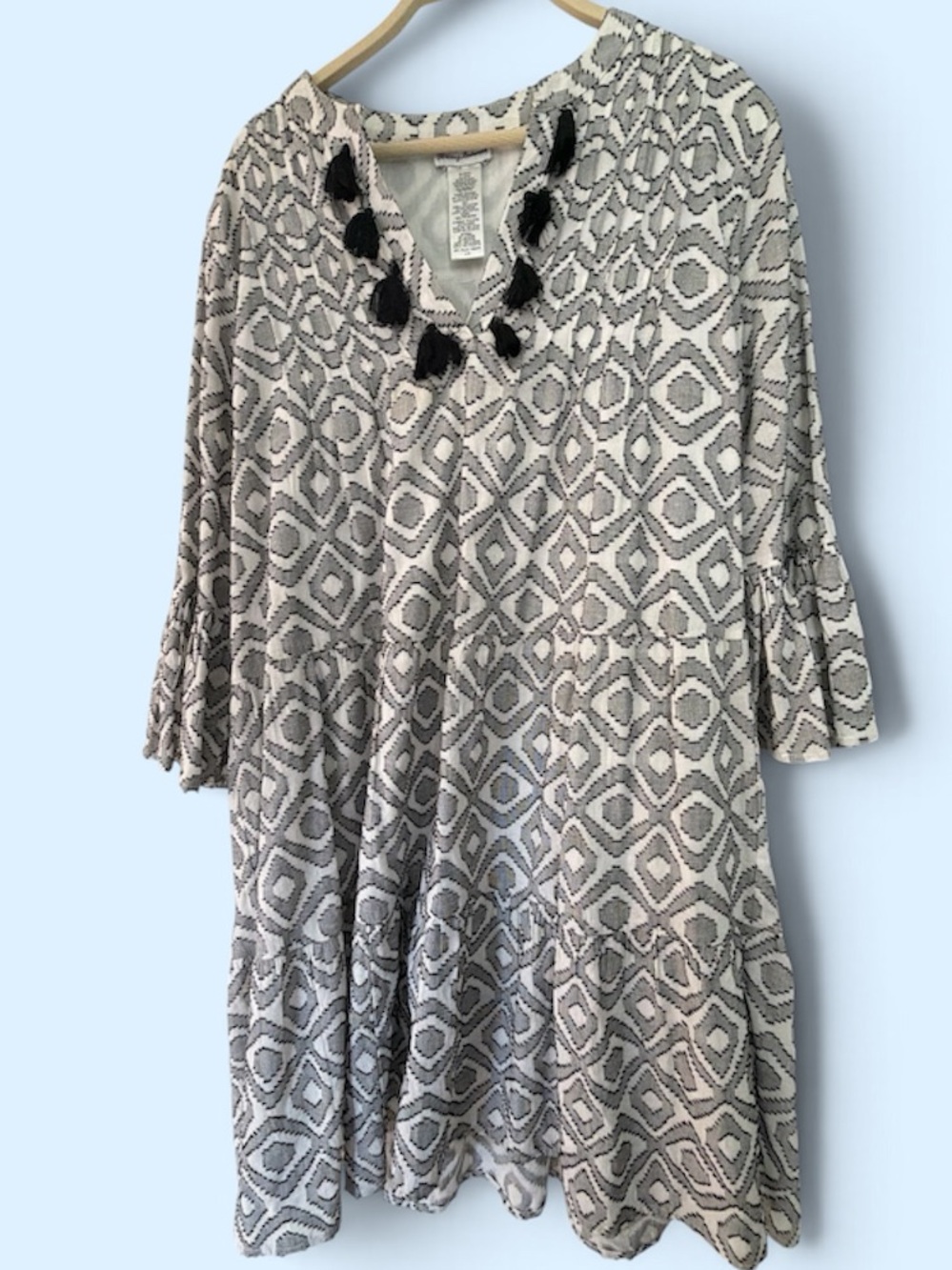 Tommy Bahama Boho Geometric Tunic Dress with Tassel Detail Black & White